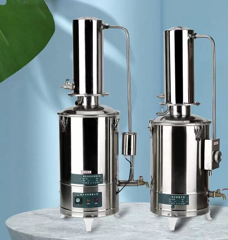 Immaculatam ferro aqua distiller