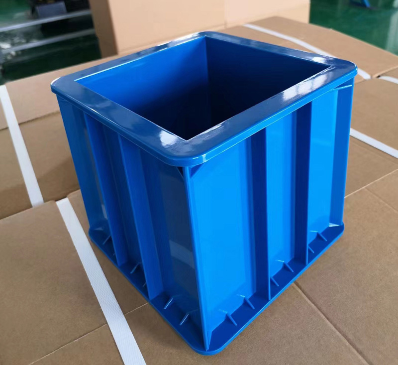 Plastic Molting Engineering